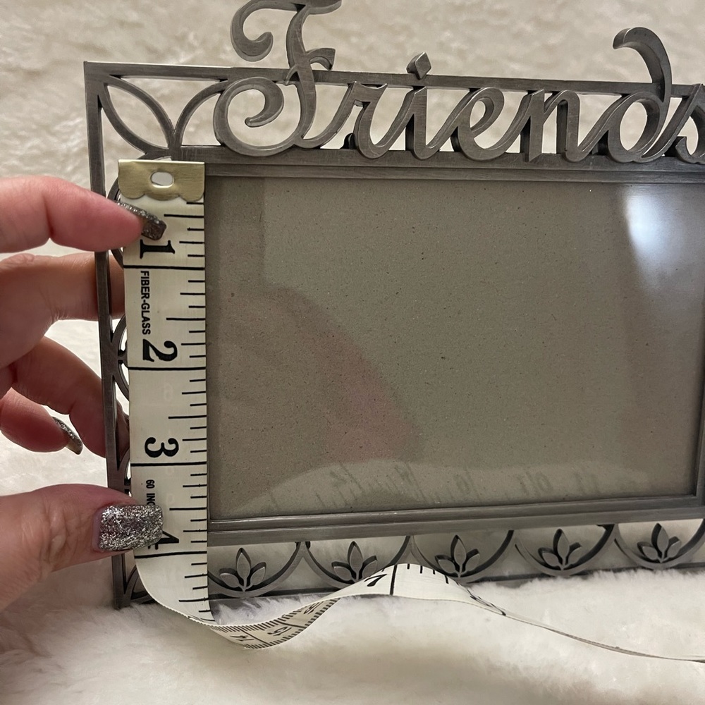 Friends Metal Frame - Picture 5 of 6